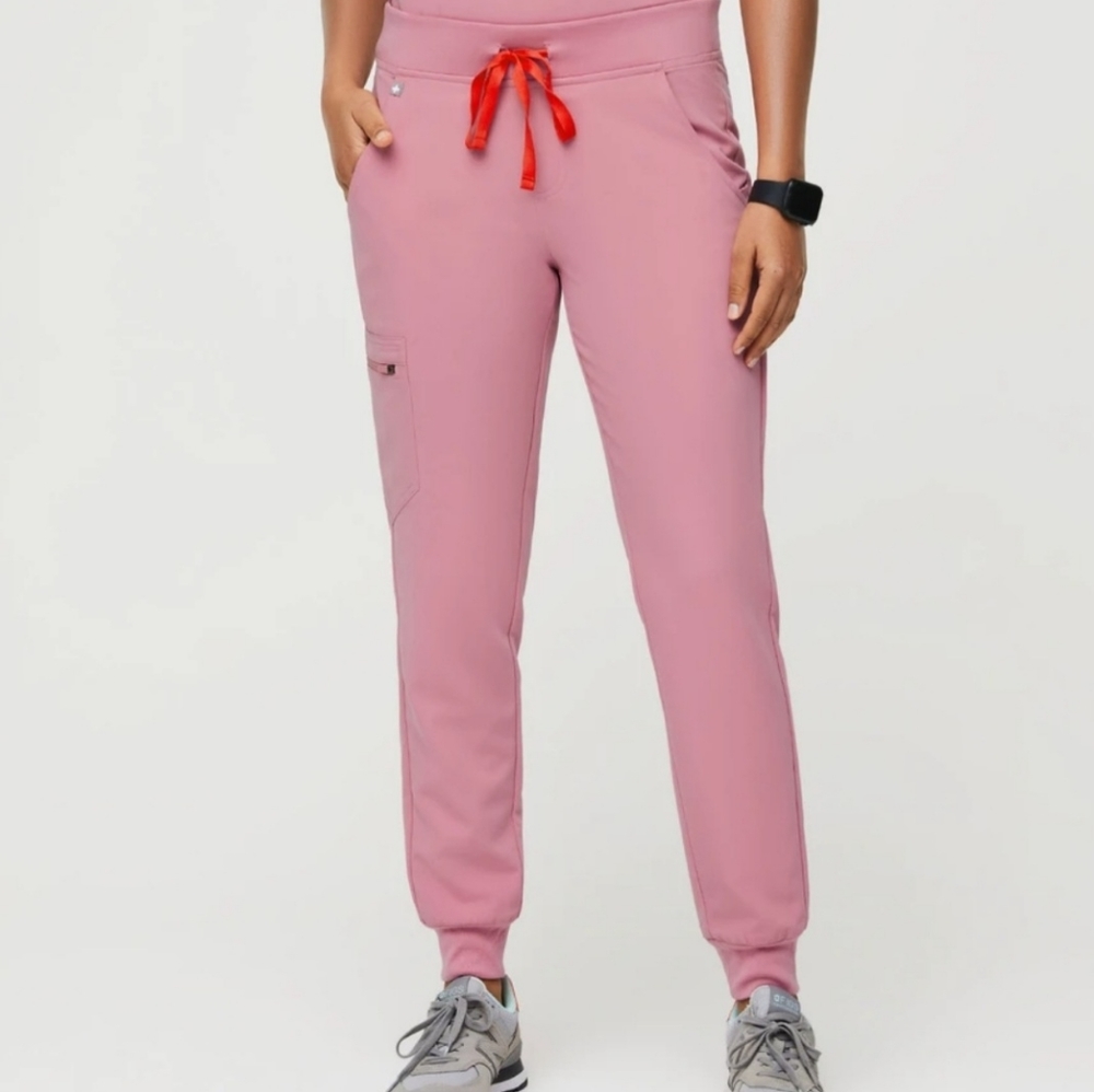 Figs Chalk Pink Zamora